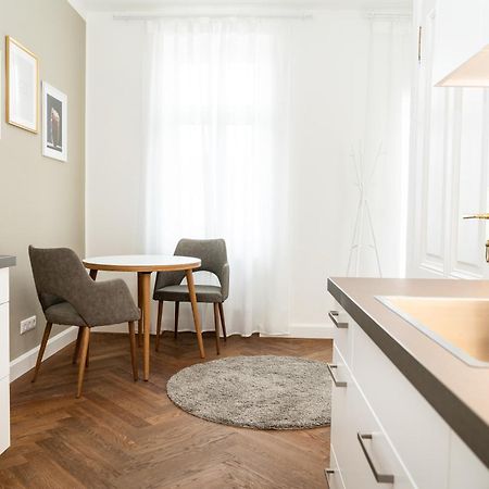 Twenty Five - Work & Life Apartments 암스테텐 외부 사진
